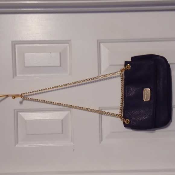 MICHAEL Kors Crossbody - Picture 2 of 6